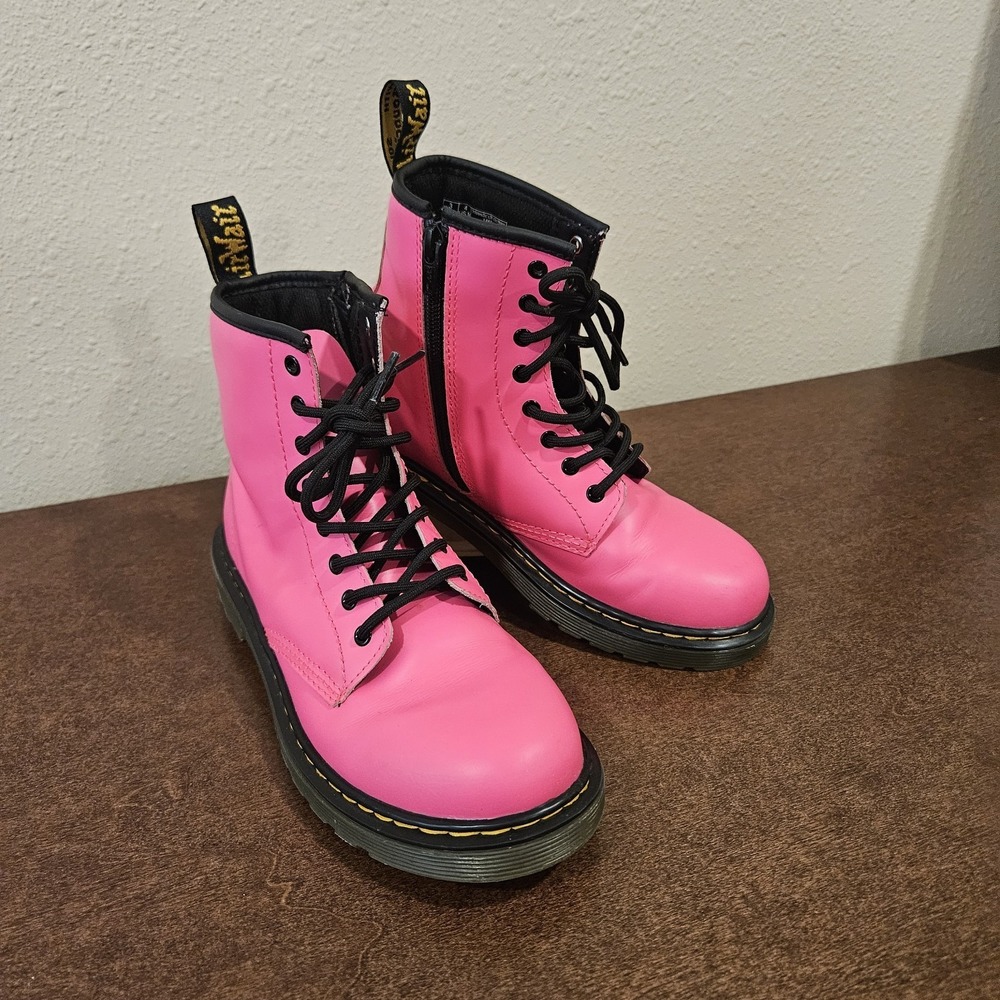 Dr. Martens Delaney Pink Leather Lace Up Side Zip Combat Boots Kids US Punk Goth